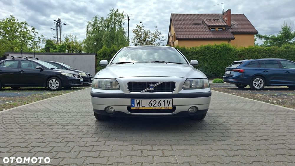 Volvo S60 2.4D5 Momentum - 9