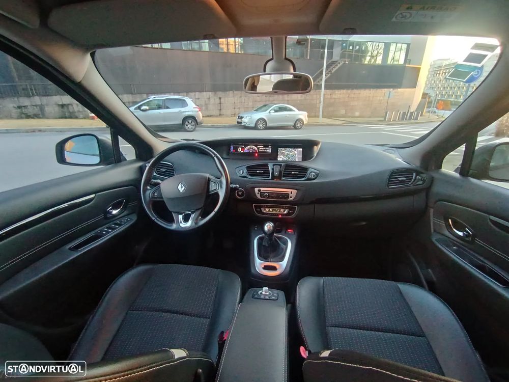 Renault Scénic 1.5 dCi Bose Edition SS - 11