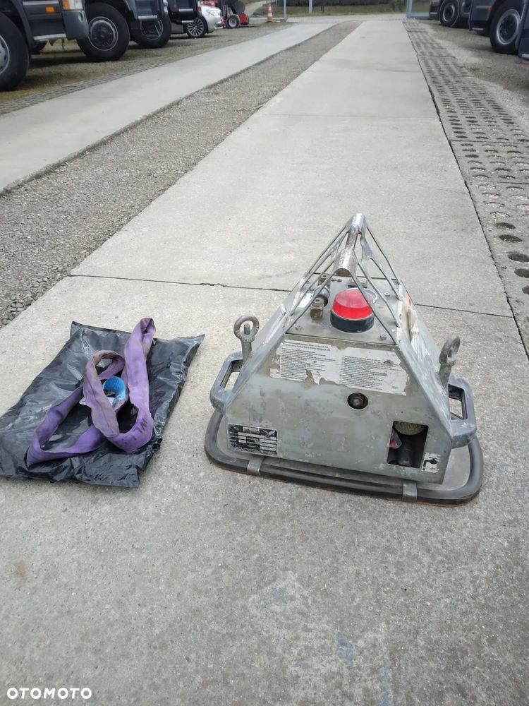 zawieszany podnośnik próżniowy przyssawka - 1