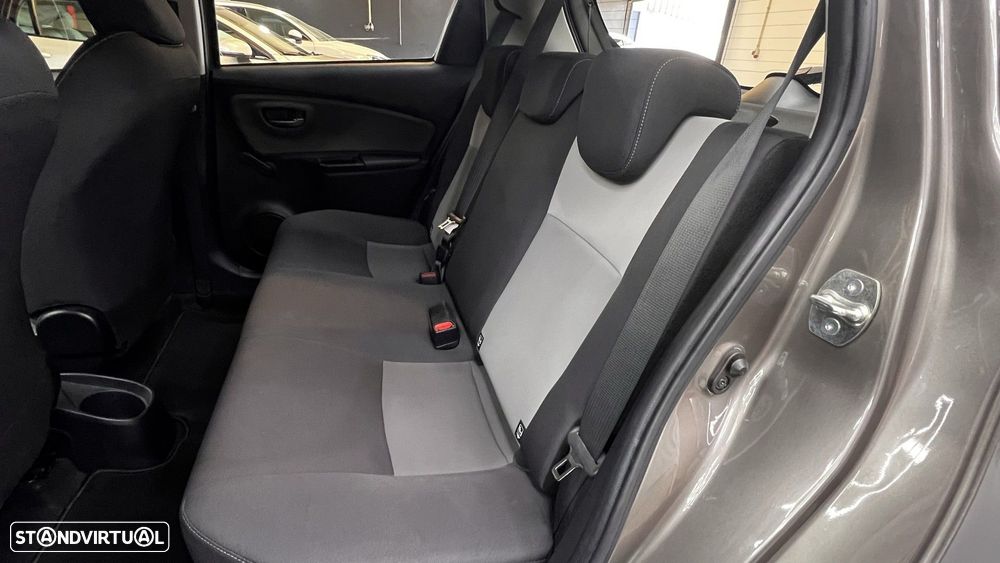 Toyota Yaris 1.0 VVT-i ACtive+AC - 8