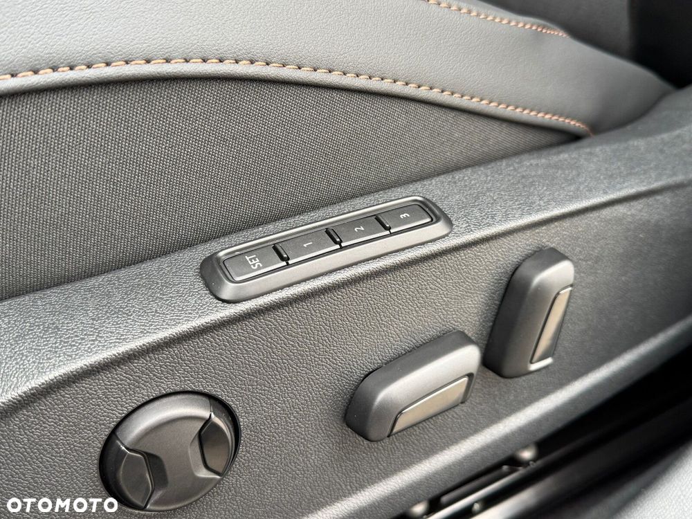 Cupra Leon Sportstourer 2.0 TSI 4Drive DSG - 22