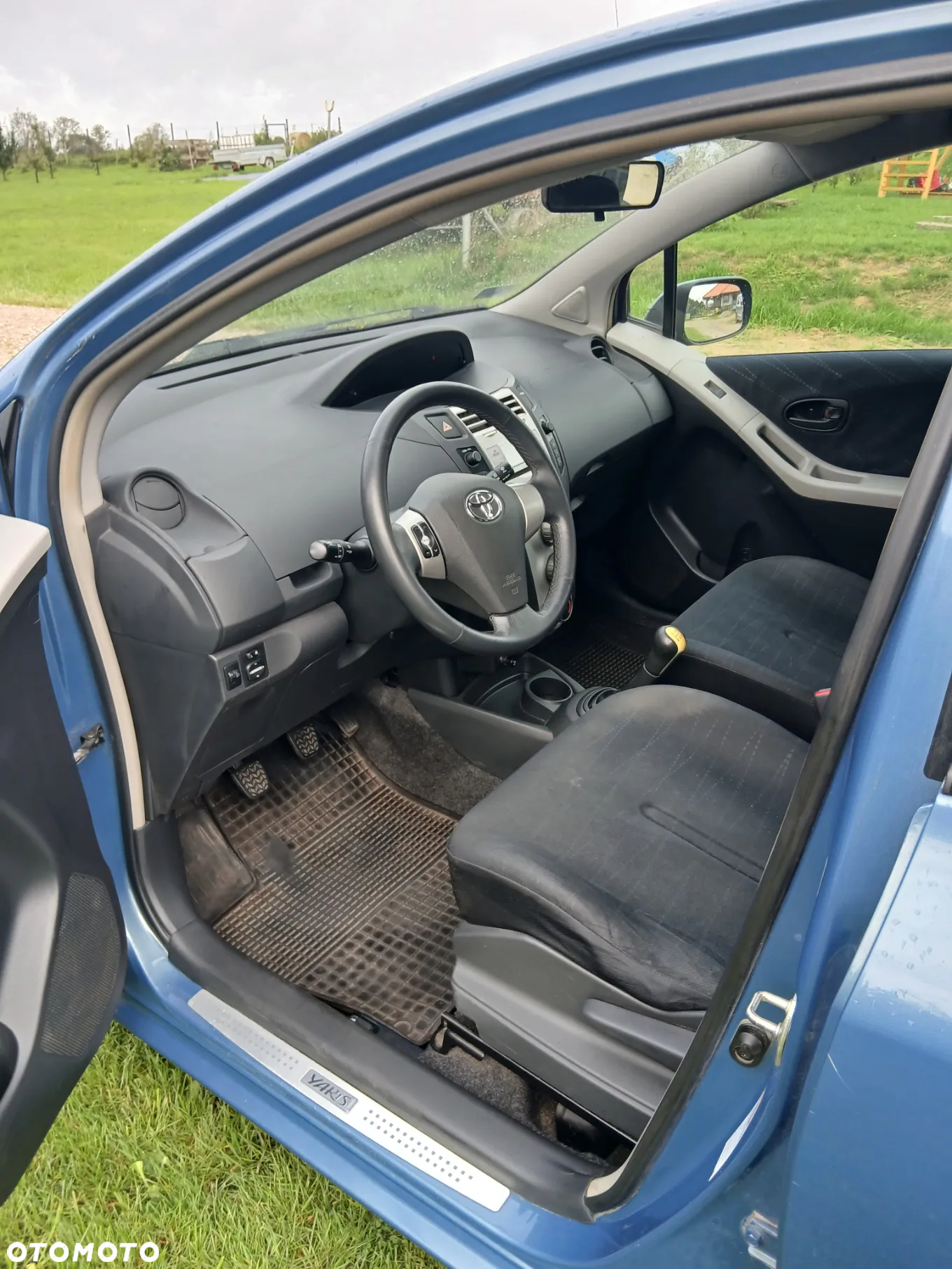 Toyota Yaris - 6