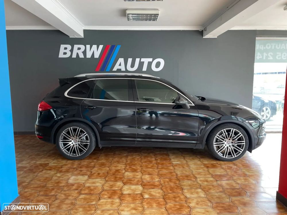 Porsche Cayenne - 6