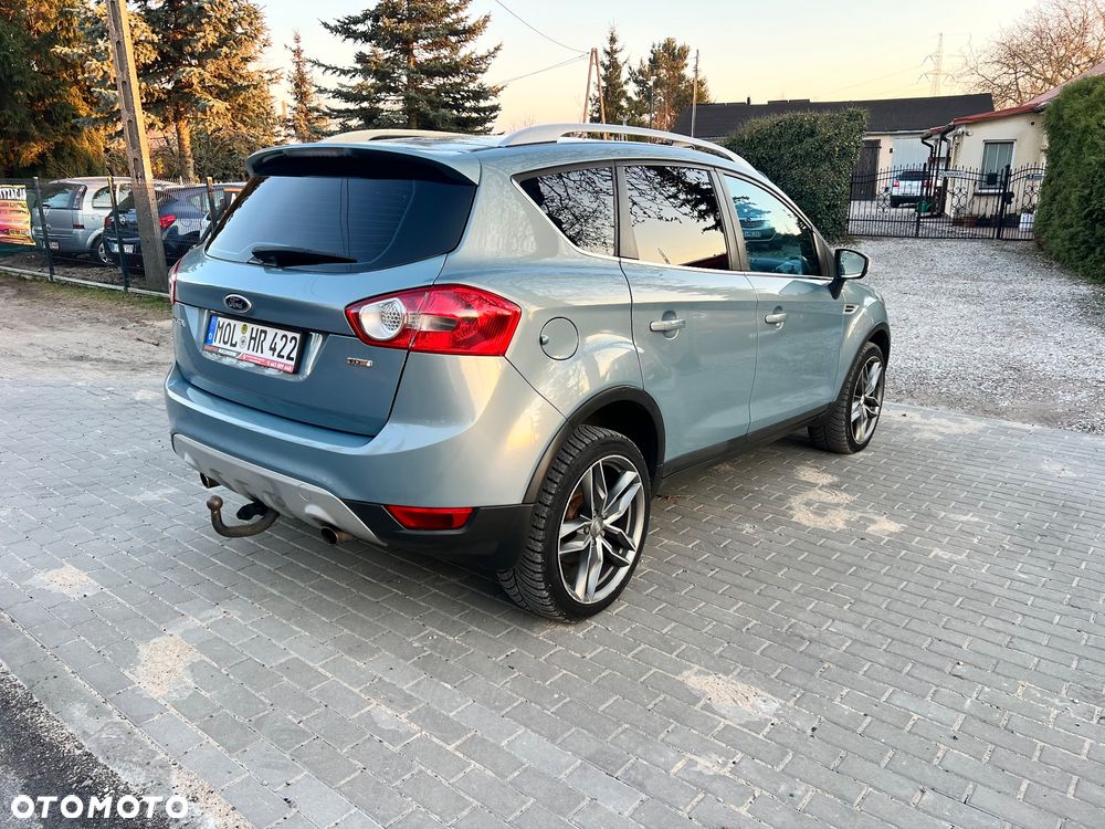 Ford Kuga 2.0 TDCi 4x4 Titanium - 4