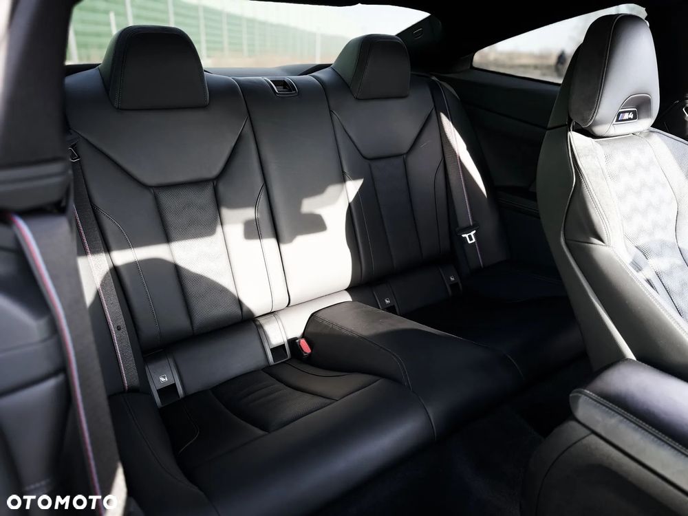 BMW M4 Competition M xDrive sport - 11