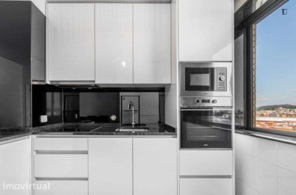 Apartamento com 1 quartos - localizado em Valongo Porto - Grande imagem: 4/5
