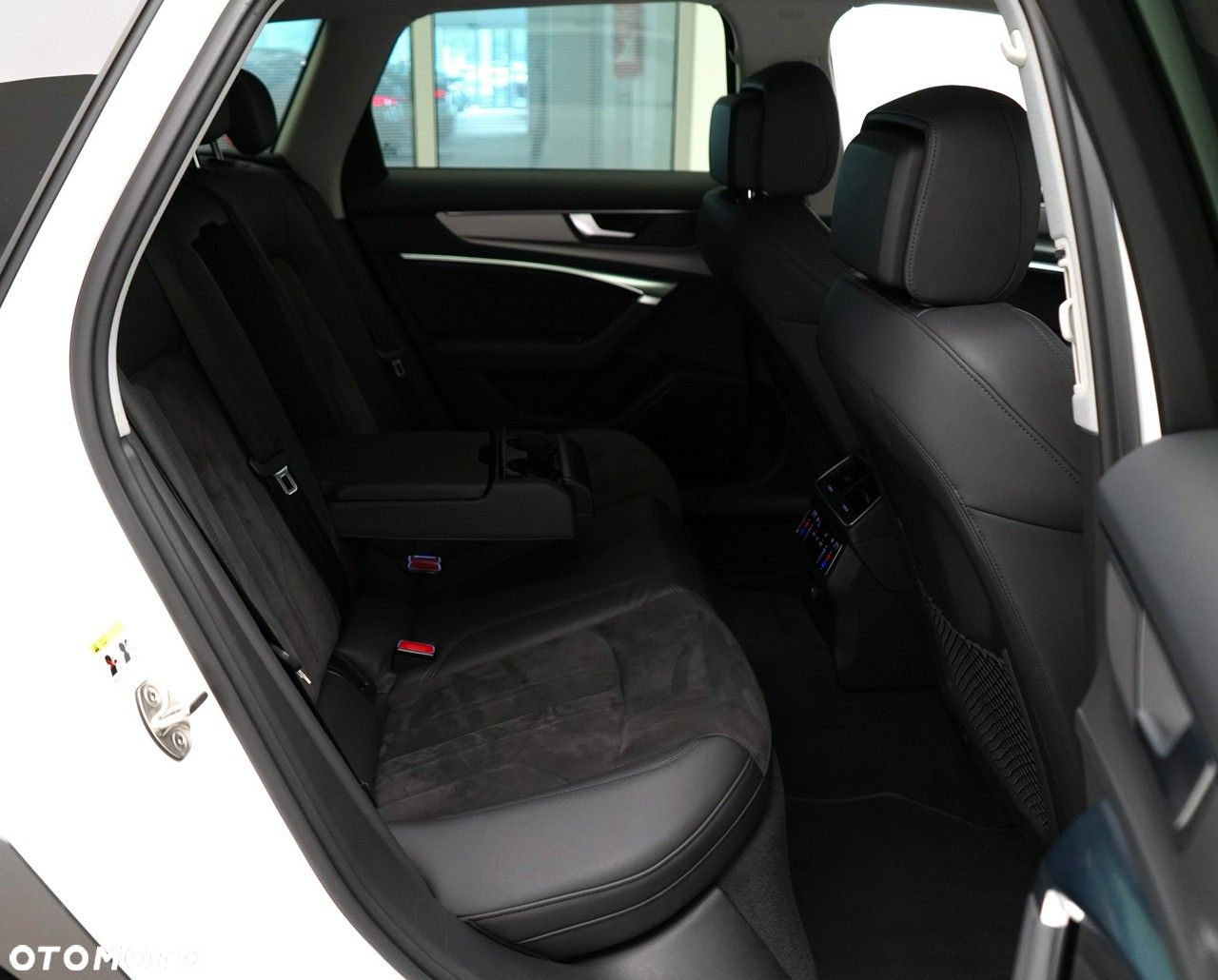 Audi A6 Allroad - 23