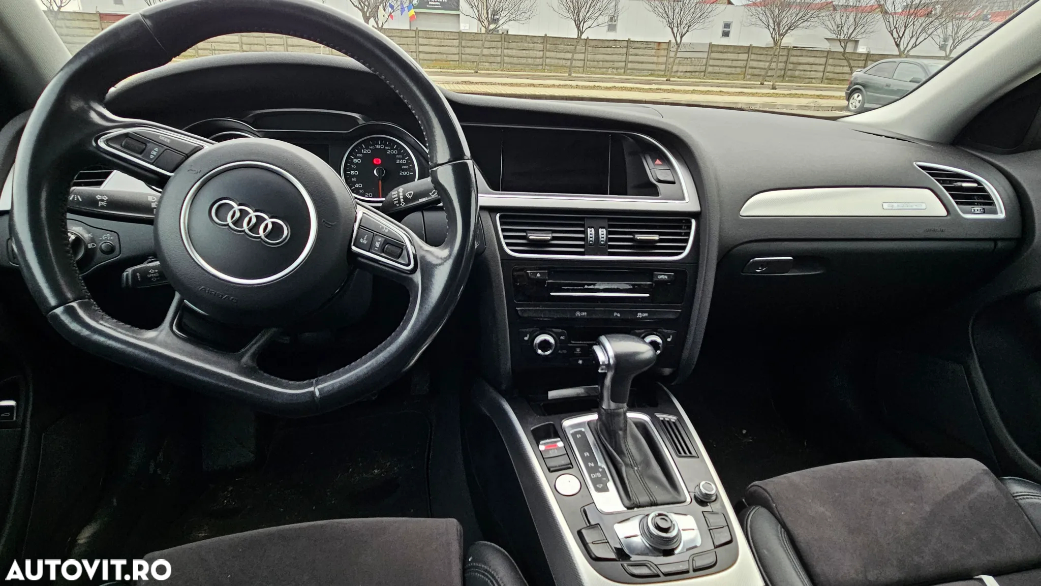 Audi A4 Allroad quattro 2.0 TDI DPF S tronic - 11