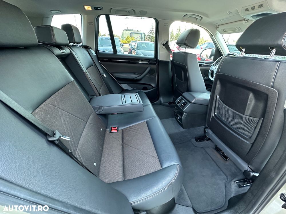 BMW X3 xDrive20d AT xLine - 10