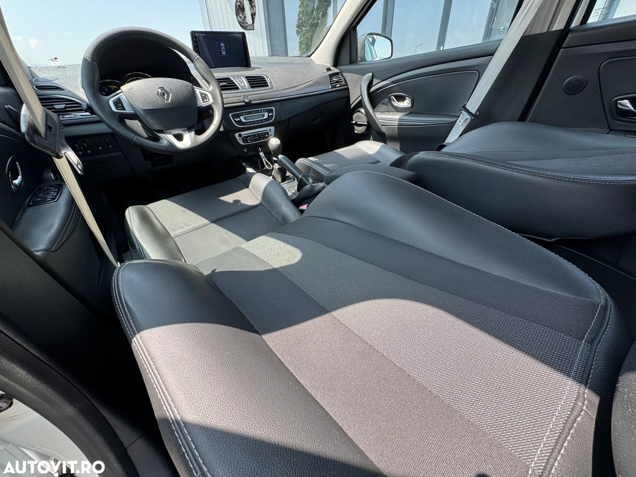 Renault Megane - 25