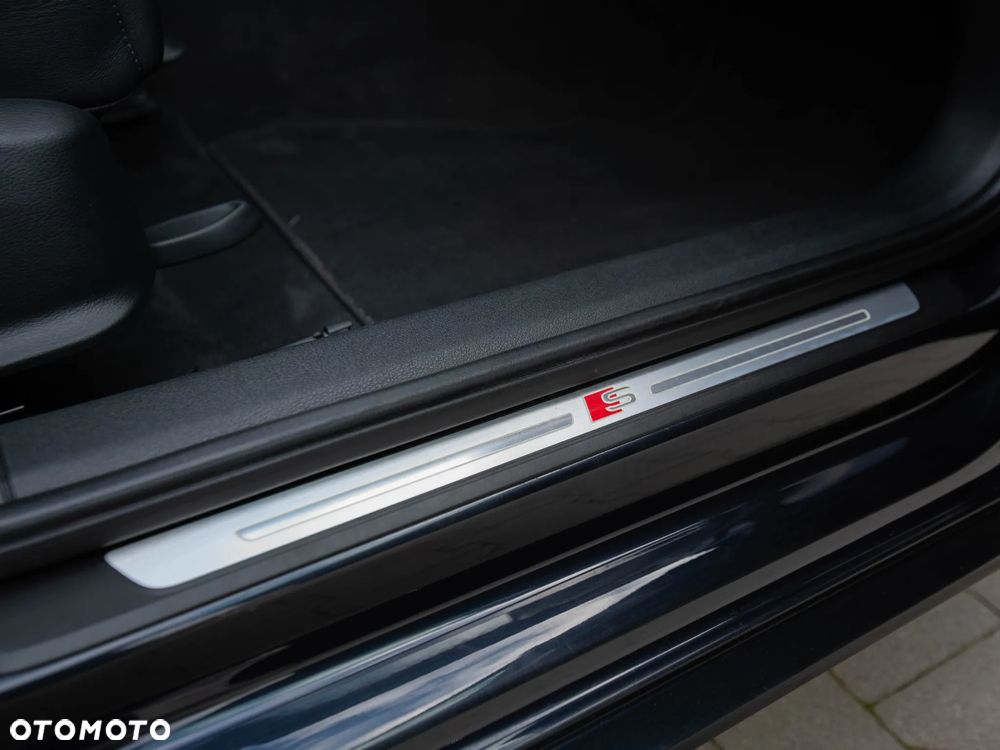 Audi A4 Avant 2.0 TDI S tronic sport - 14
