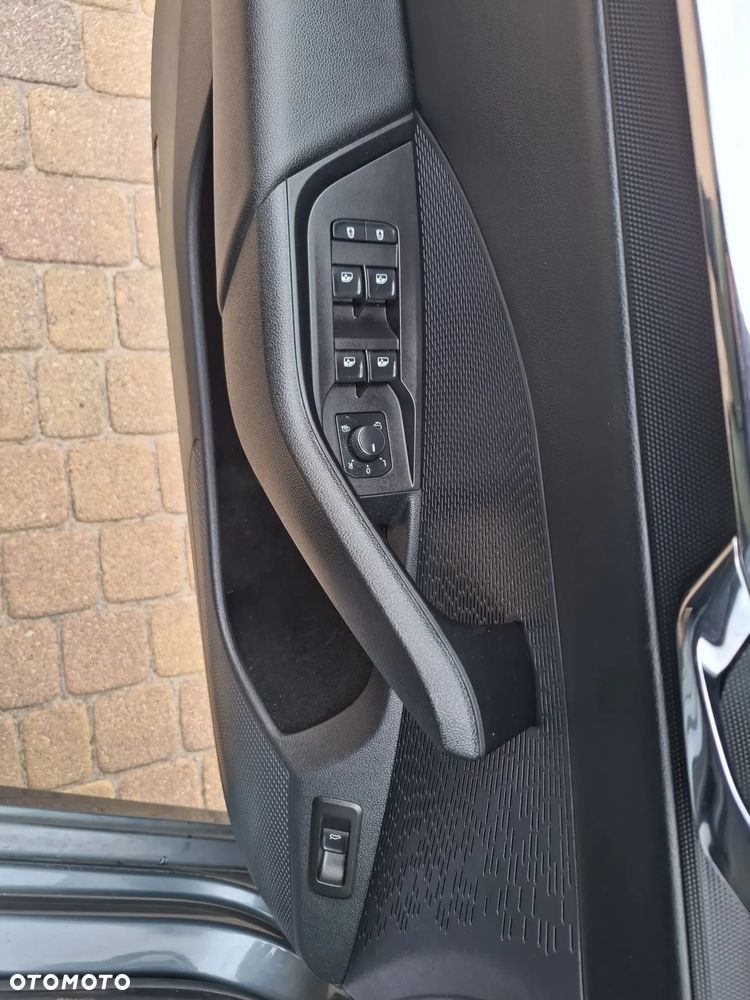 Skoda Octavia 2.0 TDI SCR Style DSG - 25