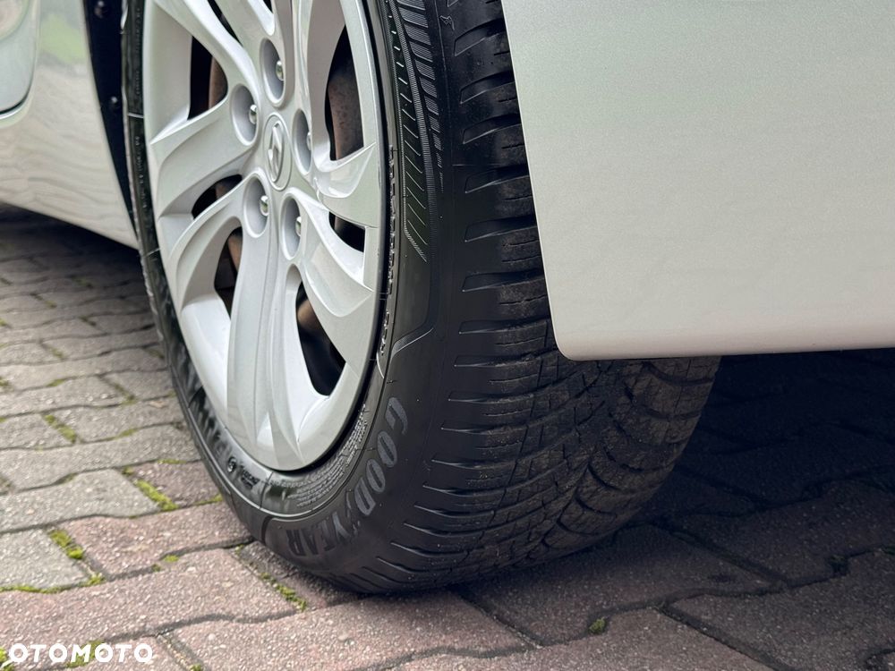 Hyundai i40 1.6 GDI Comfort - 13