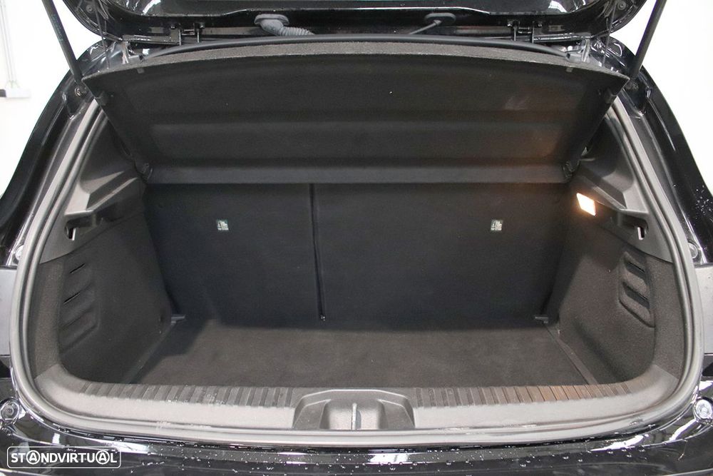 Mitsubishi Colt 1.0 MPI-T Invite - 23