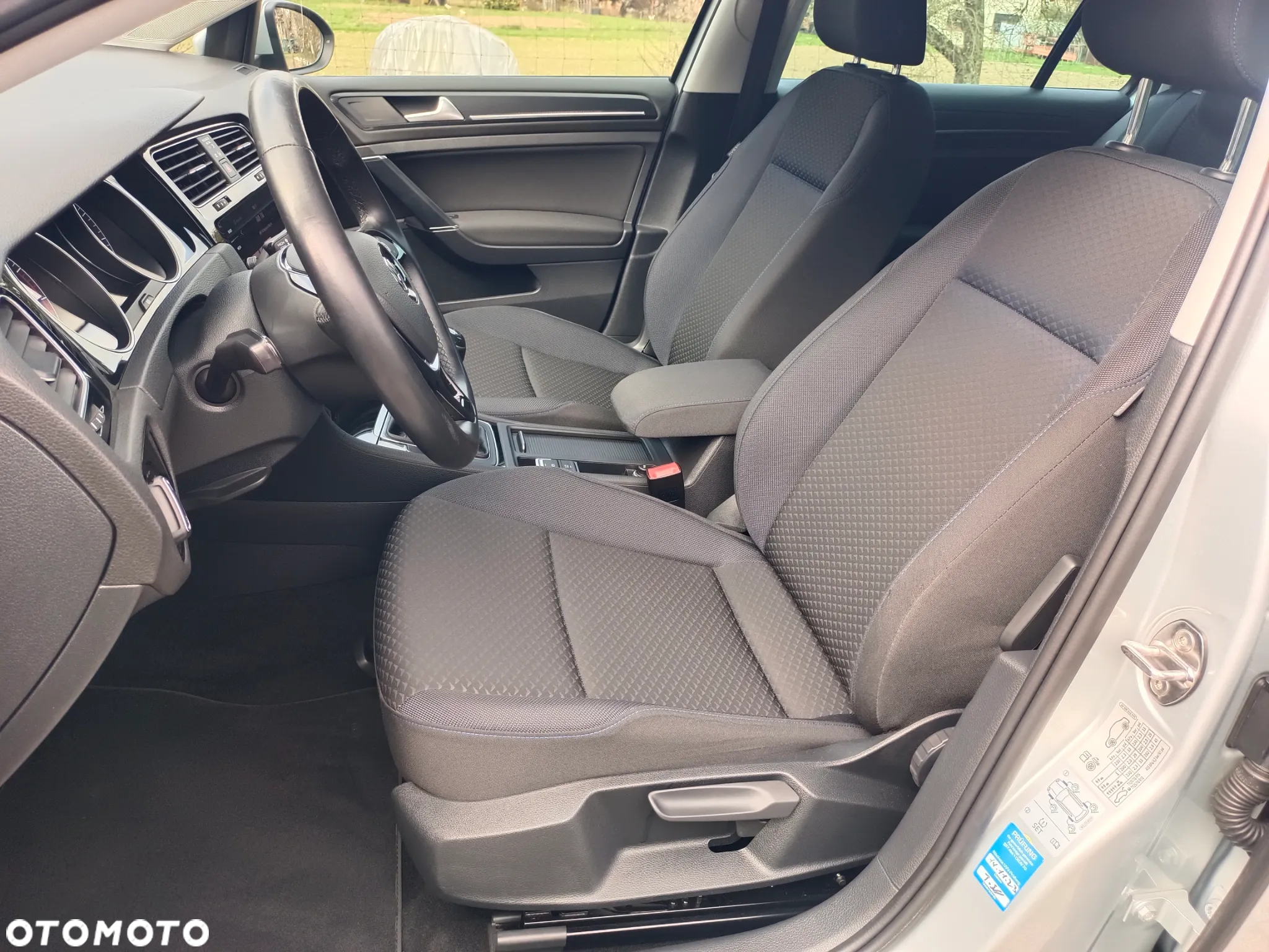 Volkswagen Golf VII 1.5 TSI BMT United - 12