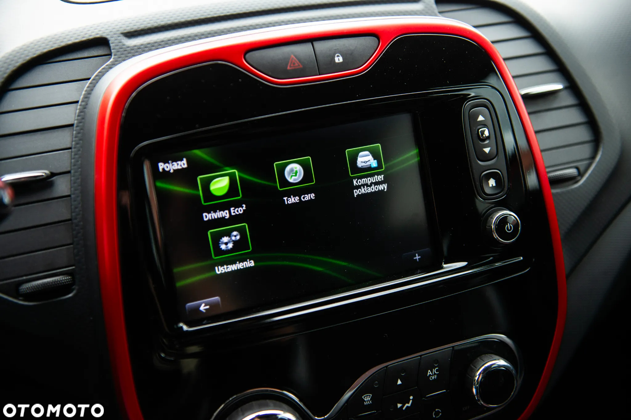 Renault Captur 1.5 dCi Limited EDC - 33