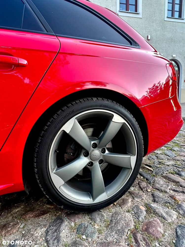 Audi A4 Avant 2.0 TDI DPF clean diesel S line Sportpaket - 12