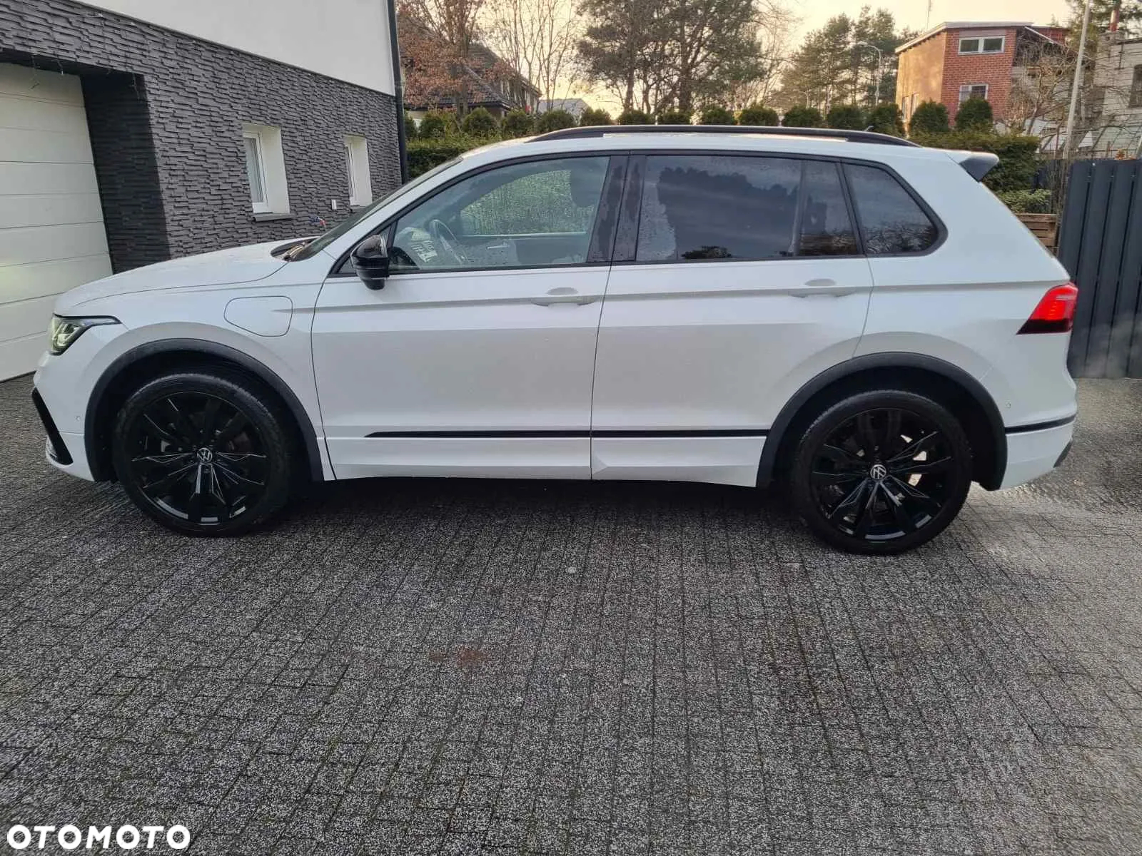 Volkswagen Tiguan - 2