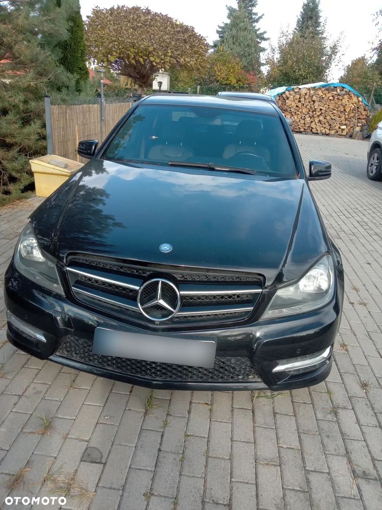 Mercedes-Benz Klasa C 180 CDI DPF (BlueEFFICIENCY) 7G-TRONIC Avantgarde - 3