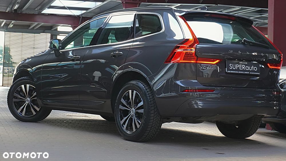 Volvo XC 60 B4 B Momentum Pro - 8