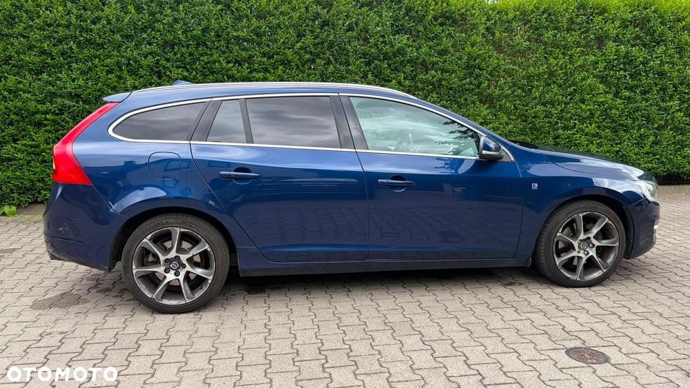 Volvo V60 T5 Drive-E Ocean Race - 12