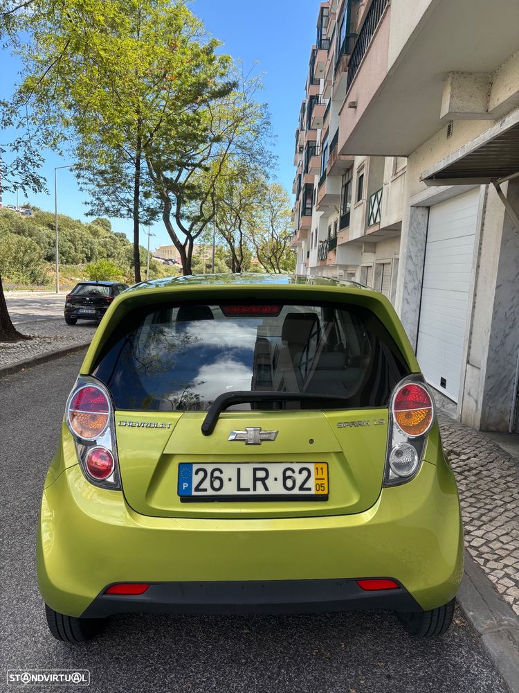 Chevrolet Spark 1.0 LS - 2