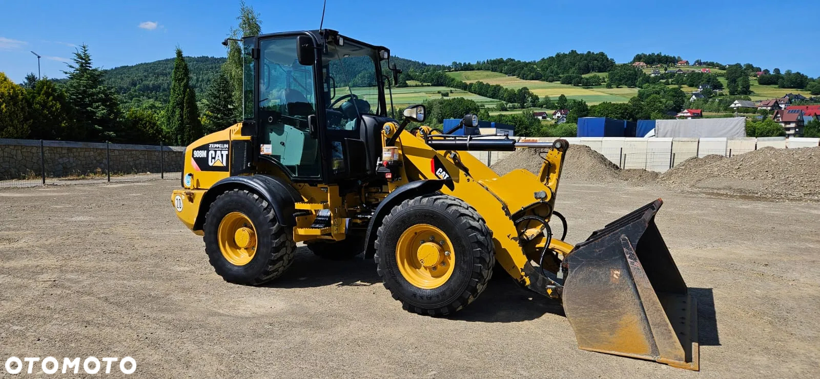 Caterpillar 908 M - 2