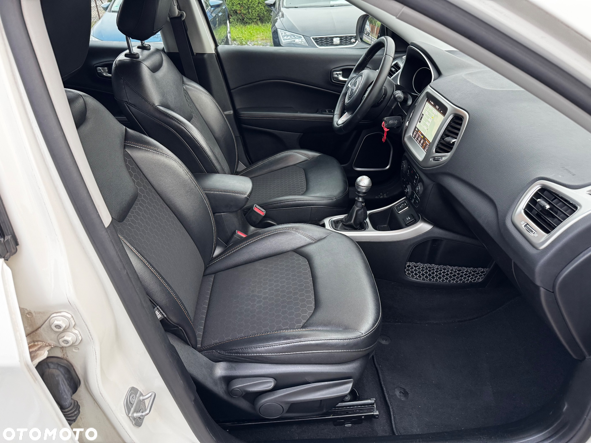 Jeep Compass 1.4 MultiAir Longitude - 33