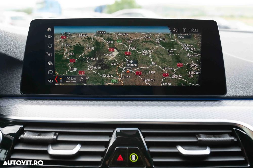 BMW Seria 5 530e AT PHEV - 33