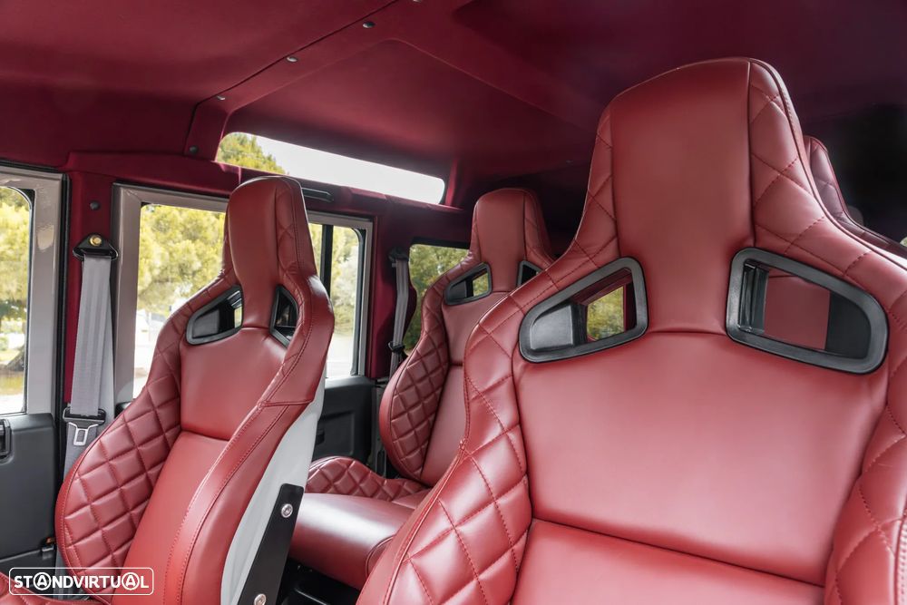 Land Rover Defender 110 2.5 TD5 Metal Top - 16