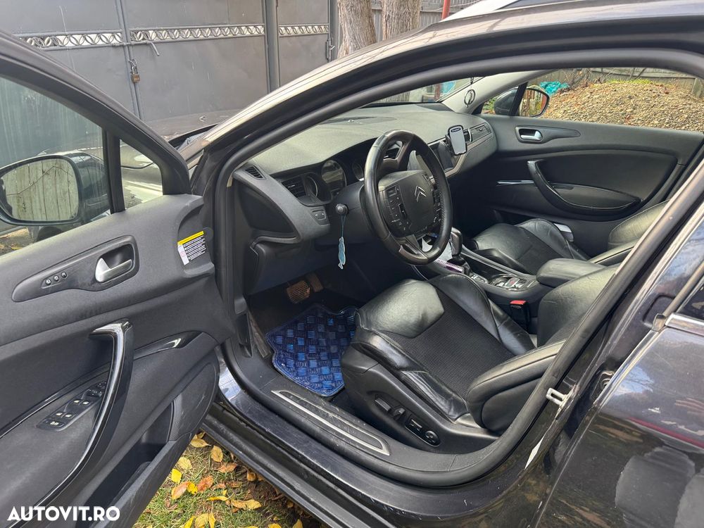 Citroën C5 Tourer HDi 165 FAP Aut. Business Class - 4