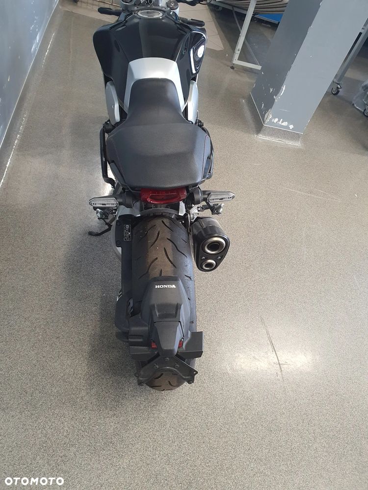 Honda CB - 6