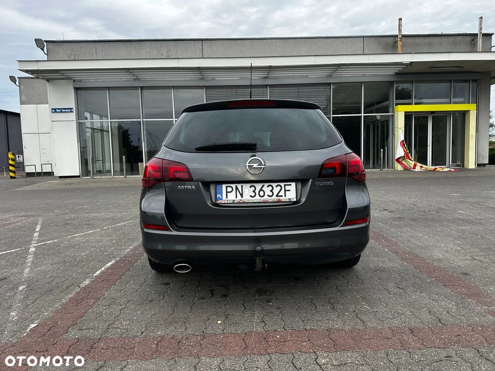 Opel Astra 1.4 Turbo - 12