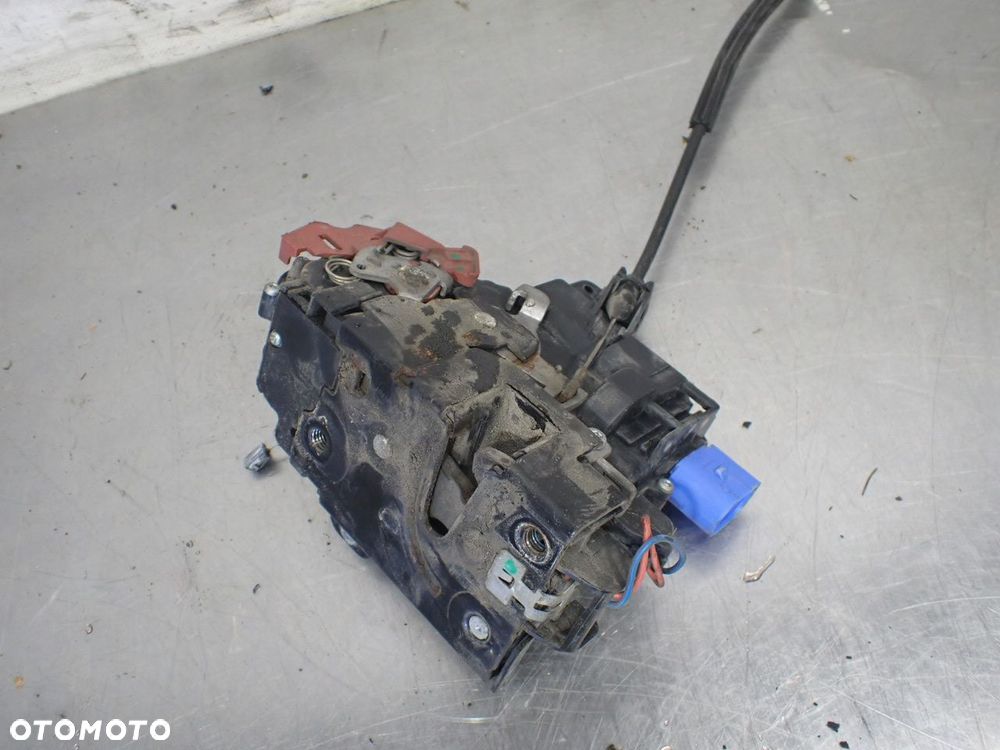 ZAMEK LEWY PRZÓD DRZWI SKODA PRAKTIK 1.4 3B1837015AR - 3