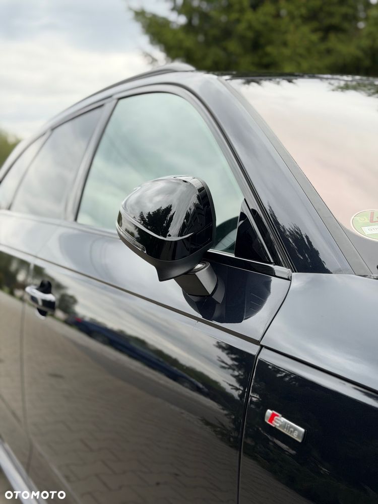 Audi A4 Avant 2.0 TDI Quattro S tronic - 9