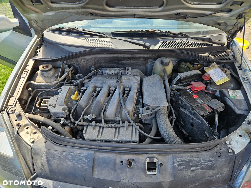 Renault Thalia 1.4 16V Alize - 10