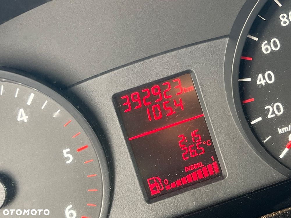 Volkswagen Crafter 163 konie, silnik po kapitalnym zdrowa buda, pięknie jedzie - 14