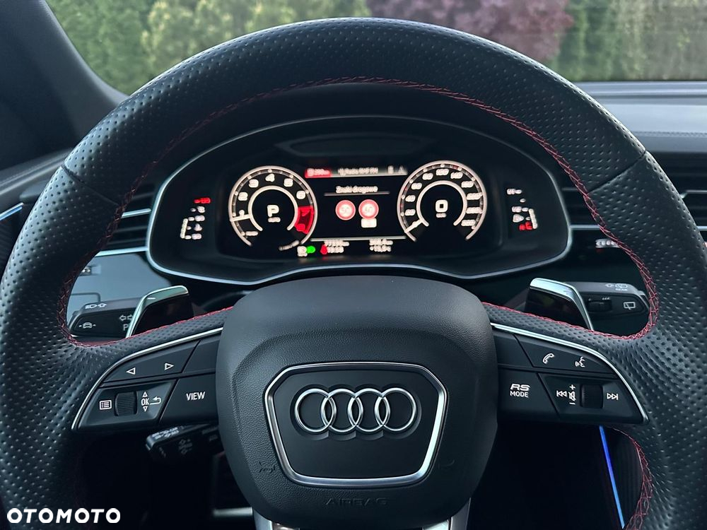 Audi RS Q8 - 6