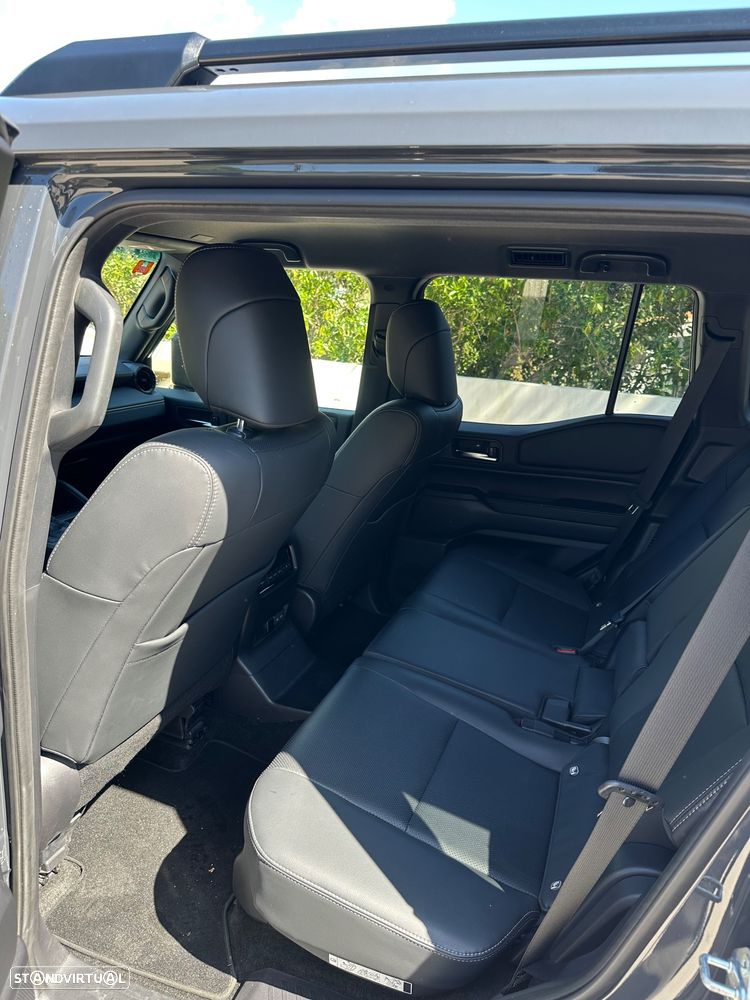 Toyota Land Cruiser Prado - 15