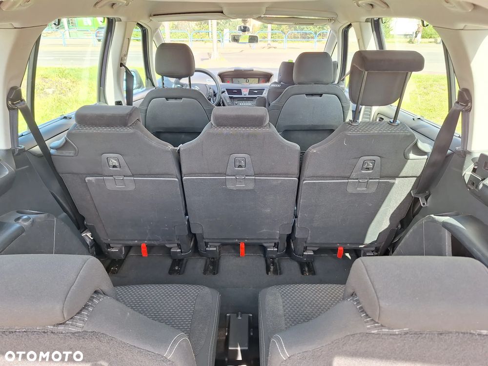Citroën C4 Grand Picasso - 15