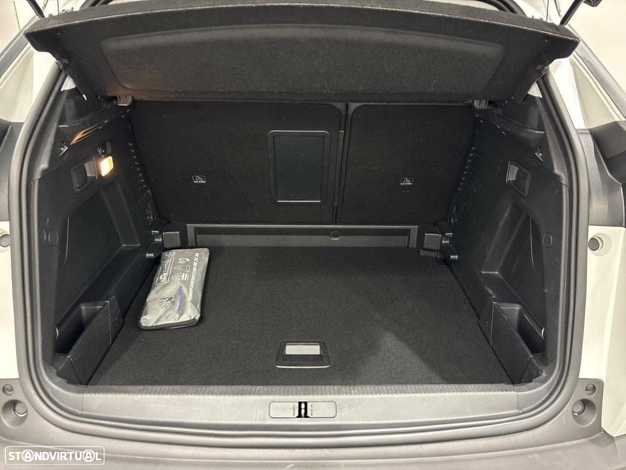 Peugeot 3008 1.5 BlueHDi Allure - 6