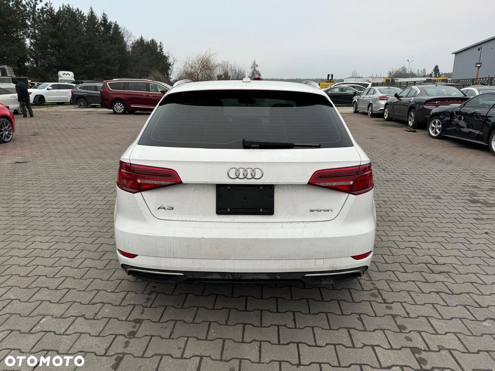 Audi A3 Sportback - 2