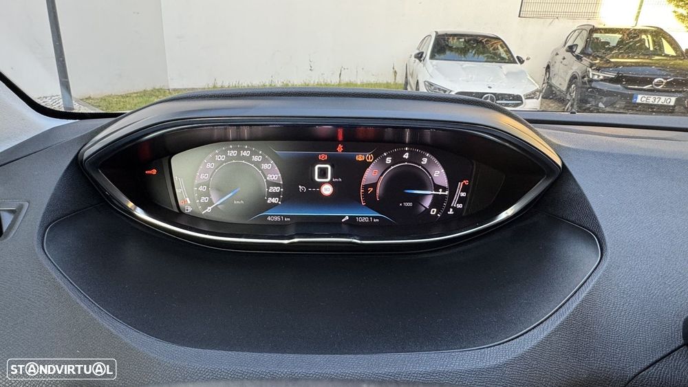 Peugeot 3008 1.2 PureTech Allure Pack - 21