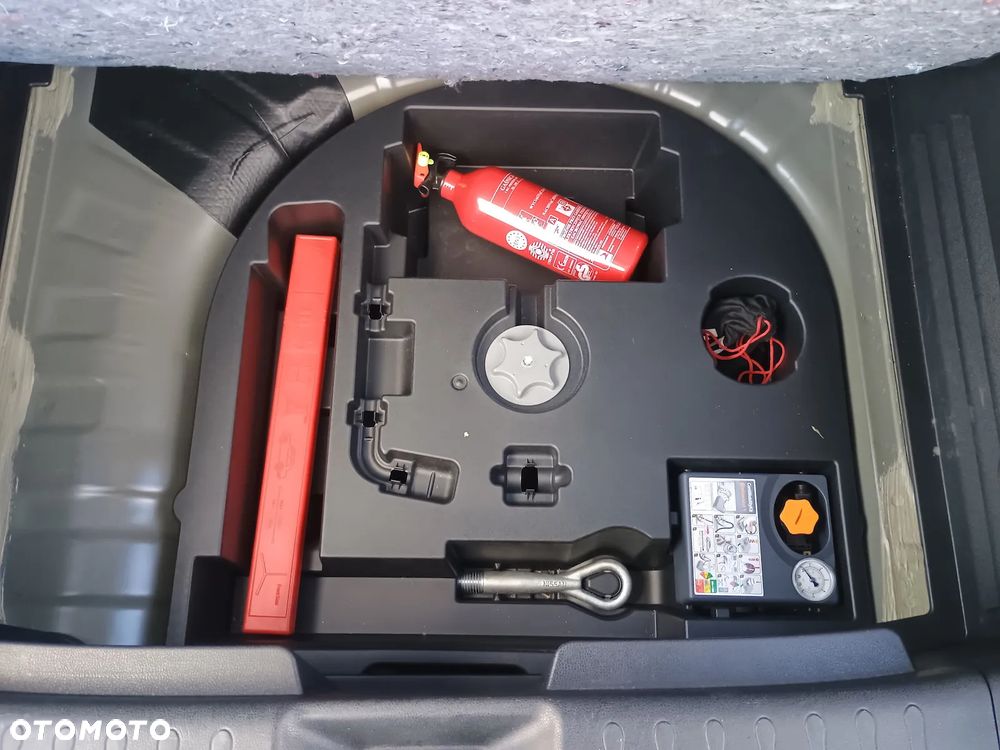 Nissan Juke 1.6 DIG-T Tekna - 22