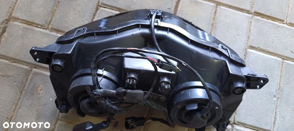 KAWASAKI ZXR 1200 REFLEKTOR LAMPA PRZÓD 06-08 - 10