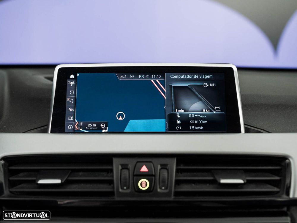 BMW X1 25 e xDrive Corporate Edition - 28