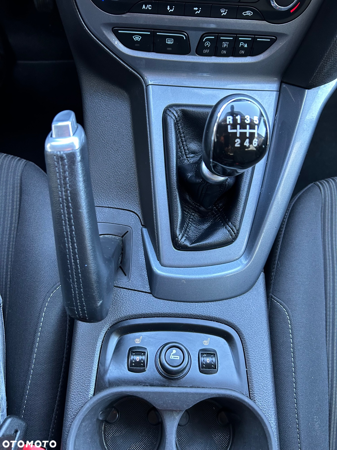 Ford Focus 1.0 EcoBoost Start-Stopp-System Titanium - 13