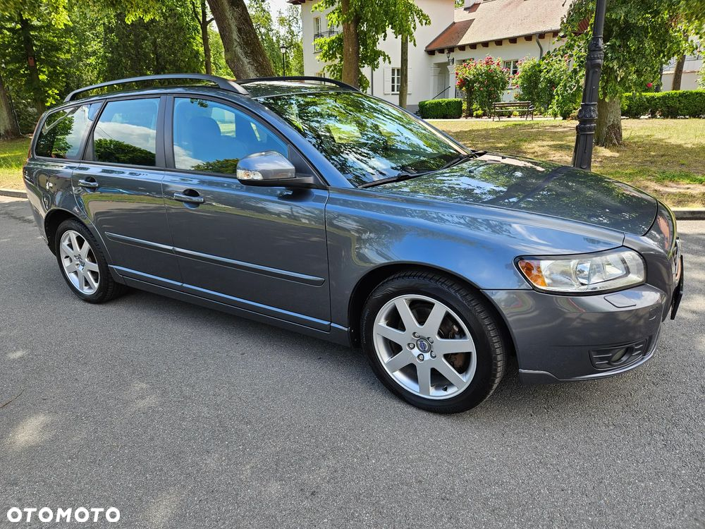 Volvo V50 - 16