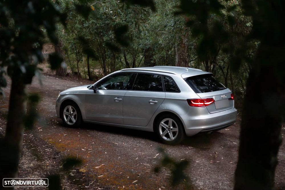 Audi A3 Sportback 1.6 TDI (clean diesel) Attraction - 2