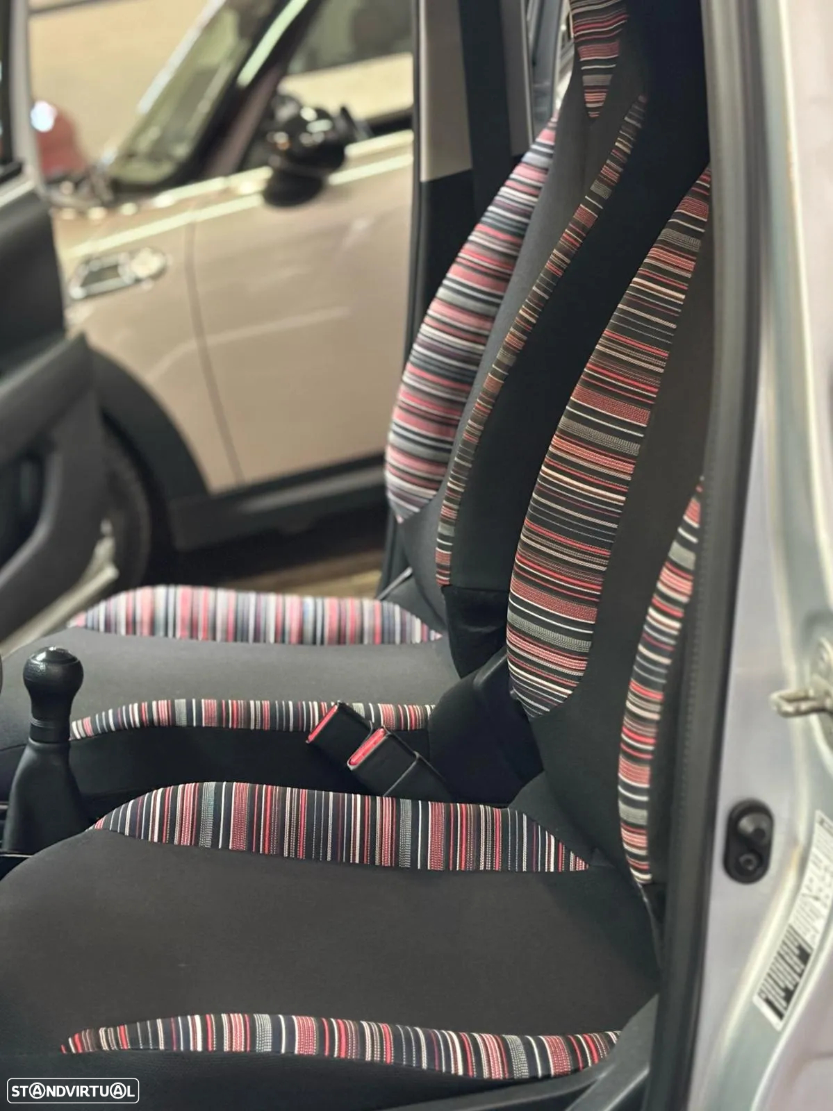 Citroën C1 1.0 VTi Feel S&S - 18